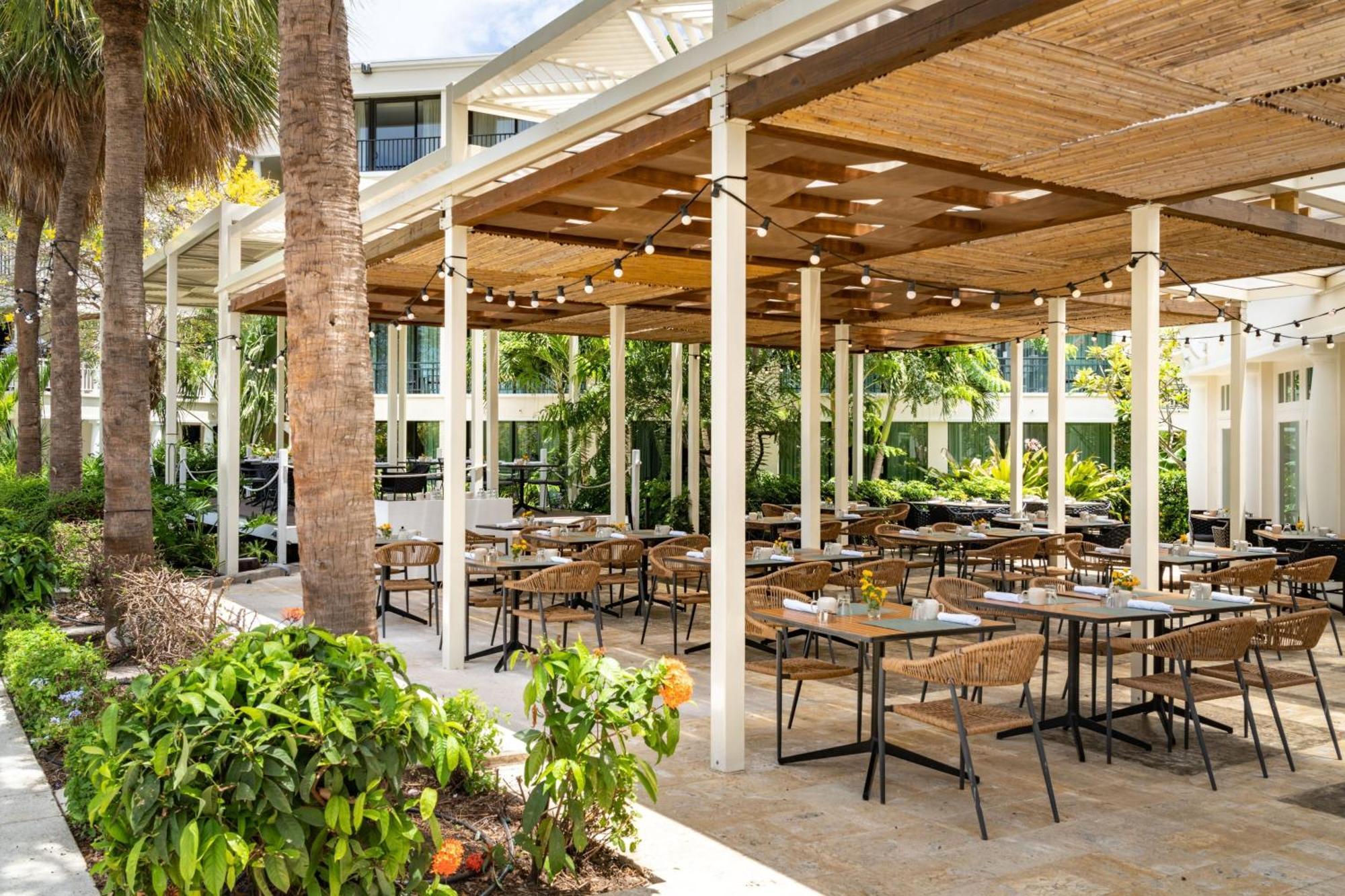 Curacao Marriott Beach Resort Виллемстад Экстерьер фото